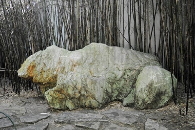 Large figure stone